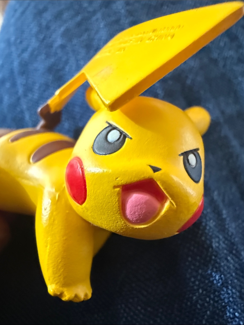 2015 Pokémon Pikachu Action Figure Toy